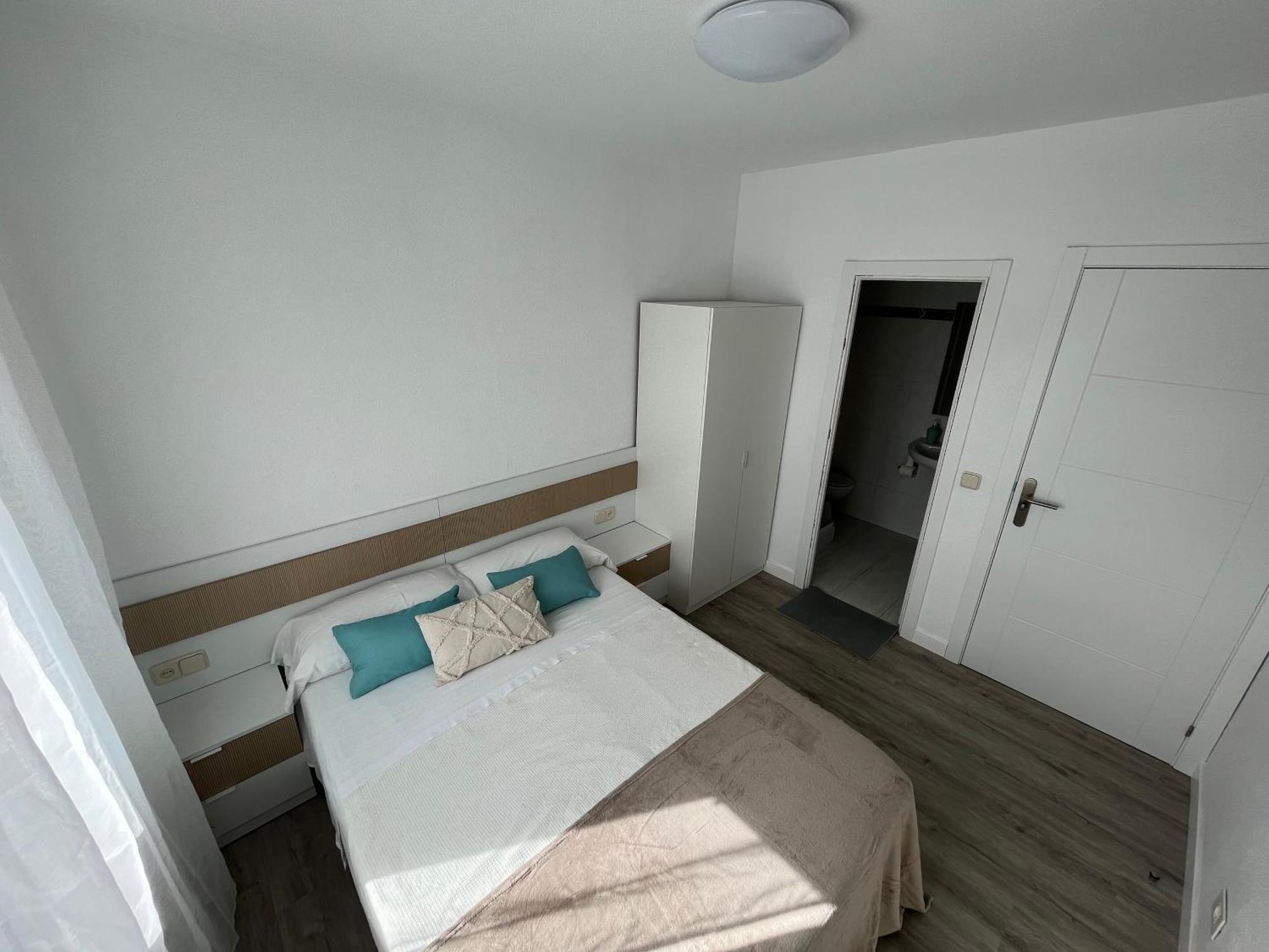 Pension Luzia - Optional Auto Check-In Pamplona Exterior foto